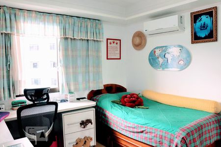 Apartamento à venda com 140m², 2 quartos e 3 vagasSuíte 2