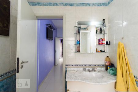 Apartamento à venda com 300m², 3 quartos e sem vaga Apartamento à venda com 300m², 3 quartos e sem vagaBanheiro da Suíte 1