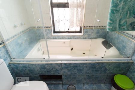 Apartamento à venda com 300m², 3 quartos e sem vaga Apartamento à venda com 300m², 3 quartos e sem vagaBanheiro da Suíte 1