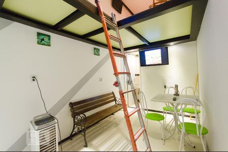 Apartamento à venda com 300m², 3 quartos e sem vaga Apartamento à venda com 300m², 3 quartos e sem vagaSuíte 2