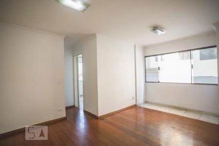 Apartamento à venda com 58m², 2 quartos e 1 vagaSala
