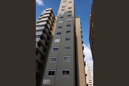 Apartamento à venda com 30m², 1 quarto e 1 vagaFachada