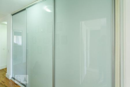 Apartamento à venda com 70m², 2 quartos e 1 vagaarmario