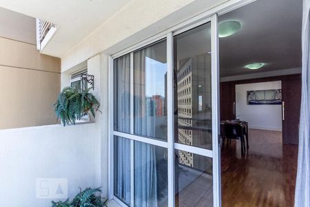 Apartamento à venda com 70m², 2 quartos e 1 vagaVaranda