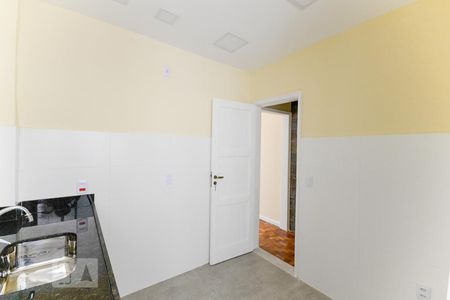 Apartamento à venda com 66m², 2 quartos e sem vagaCozinha