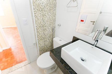 Apartamento à venda com 66m², 2 quartos e sem vagaBanheiro