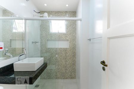 Apartamento à venda com 66m², 2 quartos e sem vagaBanheiro