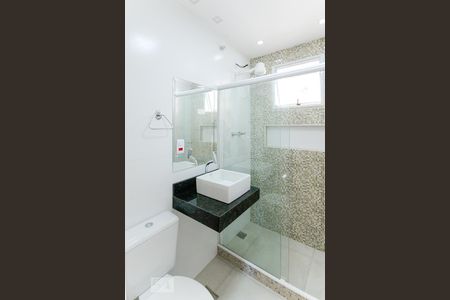 Apartamento à venda com 66m², 2 quartos e sem vagaBanheiro