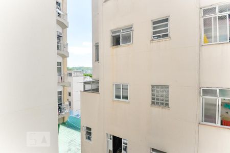 Apartamento à venda com 66m², 2 quartos e sem vagaVista