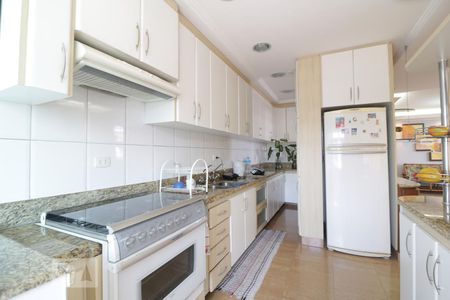 Casa à venda com 180m², 4 quartos e sem vagaCozinha