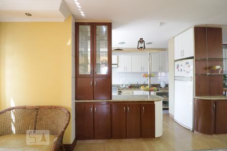 Casa à venda com 180m², 4 quartos e sem vagaCozinha