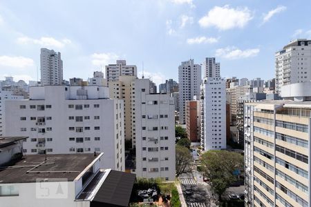 Apartamento à venda com 70m², 2 quartos e 2 vagasVista da piscina