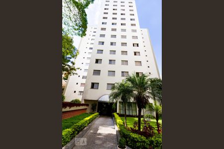 Apartamento para alugar com 65m², 3 quartos e 1 vagaFachada do bloco