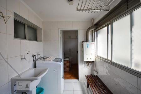 Apartamento para alugar com 115m², 3 quartos e 1 vagaÁrea de serviço