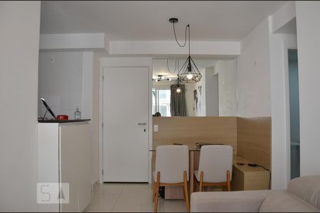 Apartamento à venda com 57m², 2 quartos e 1 vagaSala