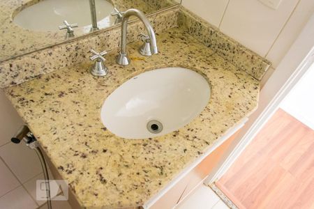 Apartamento para alugar com 77m², 3 quartos e 2 vagasBanheiro Social - Pia