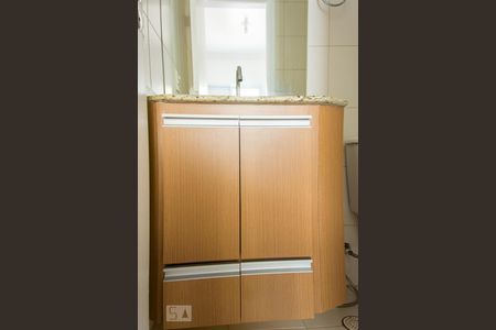 Apartamento para alugar com 77m², 3 quartos e 2 vagasBanheiro da Suíte - Armários