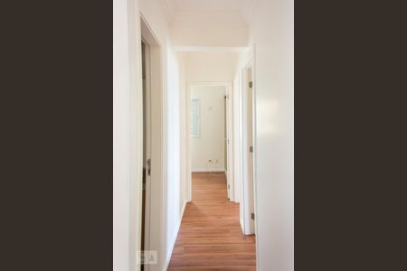 Apartamento para alugar com 77m², 3 quartos e 2 vagasCorredor