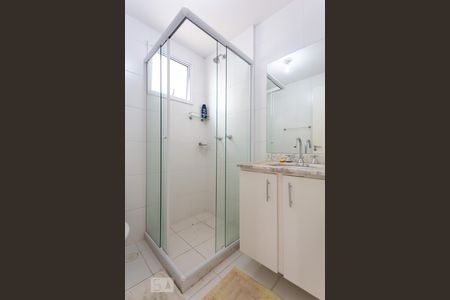 Apartamento à venda com 70m², 3 quartos e 2 vagasBanheiro da Suite