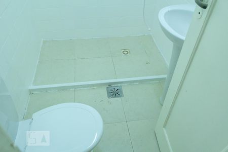 Apartamento para alugar com 65m², 2 quartos e sem vaga Apartamento para alugar com 65m², 2 quartos e sem vagaBanheiro Social