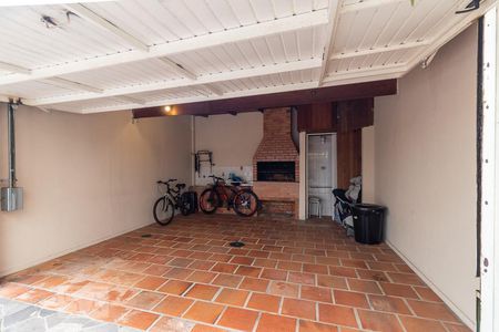 Apartamento para alugar com 69m², 2 quartos e 1 vagaGaragem com Churrasqueira