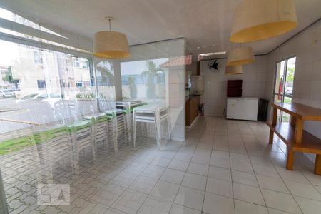 Apartamento para alugar com 48m², 2 quartos e sem vaga Apartamento para alugar com 48m², 2 quartos e sem vagaÁrea comum - Salão de festas