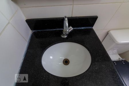 Apartamento para alugar com 48m², 2 quartos e sem vaga Apartamento para alugar com 48m², 2 quartos e sem vagaBanheiro