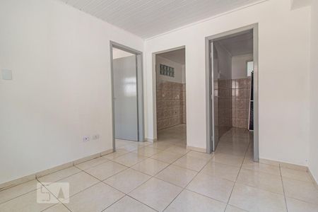 Sala de casa para alugar com 2 quartos, 50m² em Novo Mundo, Curitiba