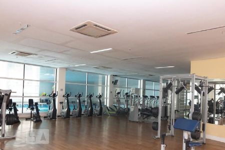 Apartamento à venda com 82m², 2 quartos e 2 vagasÁrea comum - Academia