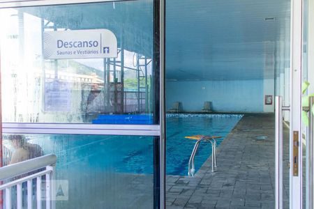 Apartamento à venda com 82m², 2 quartos e 2 vagasÁrea comum - Piscina Aquecida