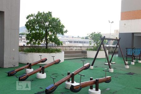 Apartamento à venda com 82m², 2 quartos e 2 vagasÁrea Comum - Playground