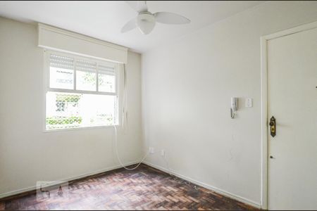 Sala de apartamento para alugar com 2 quartos, 50m² em Cristal, Porto Alegre