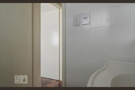 Apartamento para alugar com 50m², 2 quartos e sem vagaBanheiro