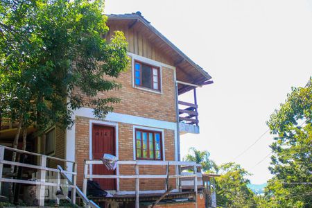 Fachada de apartamento para alugar com 1 quarto, 40m² em Lagoa da Conceição, Florianópolis