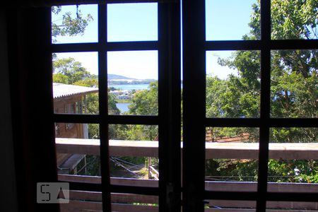 Vista da Rua de apartamento para alugar com 1 quarto, 40m² em Lagoa da Conceição, Florianópolis