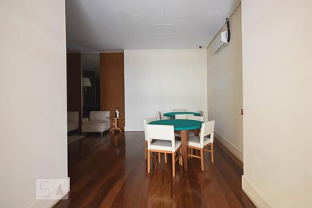 Apartamento à venda com 96m², 3 quartos e 2 vagasSalão de jogos