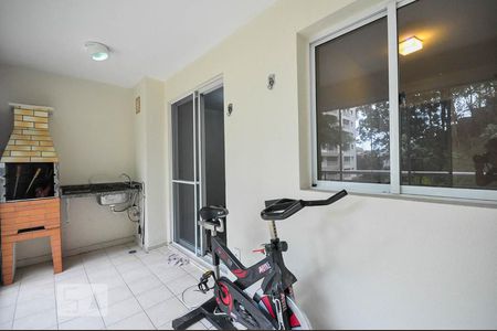 Apartamento à venda com 96m², 3 quartos e 2 vagasVaranda