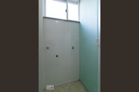 Apartamento à venda com 64m², 3 quartos e sem vagaÁrea de Serviço