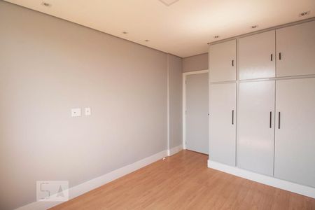 Apartamento para alugar com 72m², 2 quartos e 1 vagaQuarto 1