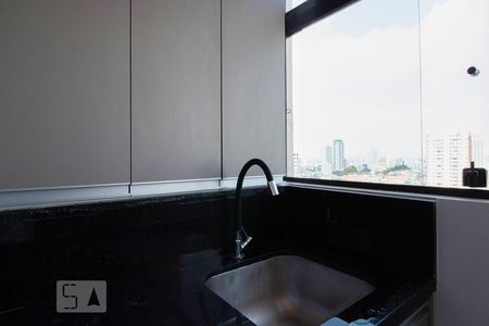 Apartamento para alugar com 72m², 2 quartos e 1 vagaÁrea de serviço