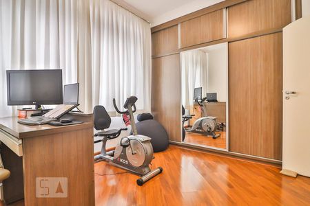 Apartamento à venda com 270m², 4 quartos e 2 vagasQuarto 4