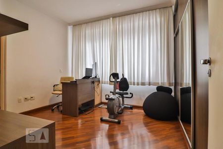 Apartamento à venda com 270m², 4 quartos e 2 vagasQuarto 4