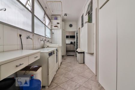 Apartamento à venda com 270m², 4 quartos e 2 vagasDetalhe da area de serviço