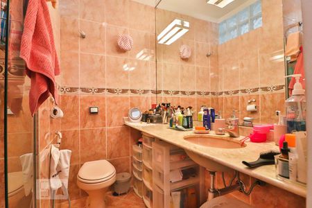 Apartamento à venda com 270m², 4 quartos e 2 vagasBanheiro do Quarto 3