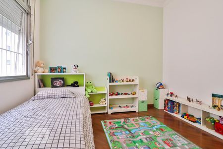 Apartamento à venda com 270m², 4 quartos e 2 vagasQuarto 2