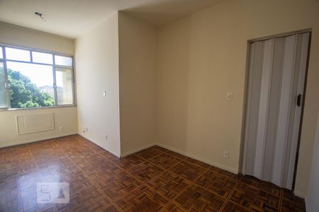 Quarto 1 de apartamento para alugar com 3 quartos, 61m² em Penha Circular, Rio de Janeiro