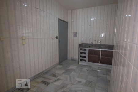 Apartamento para alugar com 61m², 2 quartos e 1 vaga Apartamento para alugar com 61m², 2 quartos e 1 vagaCozinha