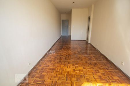 Sala de apartamento para alugar com 3 quartos, 61m² em Penha Circular, Rio de Janeiro