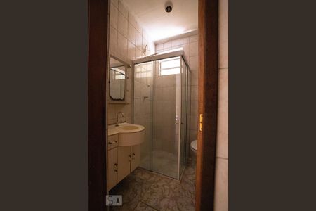 Casa para alugar com 60m², 2 quartos e sem vaga Casa para alugar com 60m², 2 quartos e sem vagaBanheiro