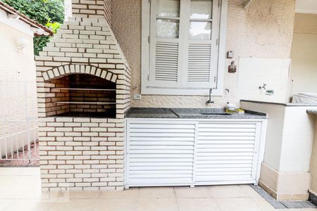 Casa à venda com 270m², 5 quartos e 1 vagaChurrasqueira